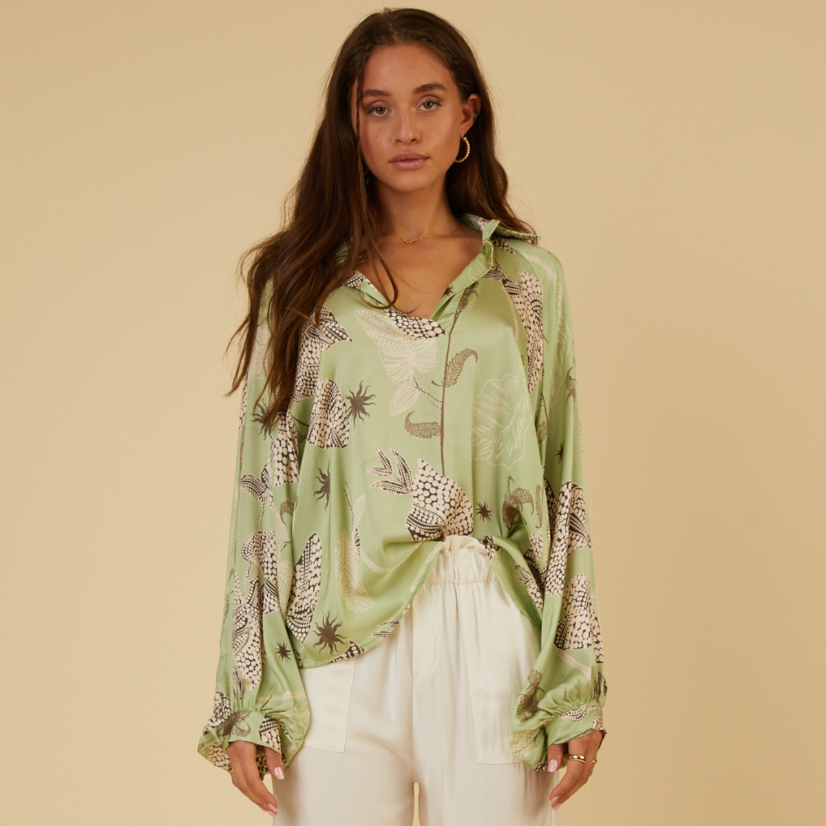 IBIZA BLACK SILKY BLOUSE IN GREEN