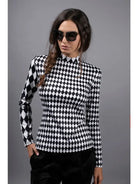 QUEEN CHECKERED BLACK AND WHITE LONGSLEEVE MOCK TURTLENECK