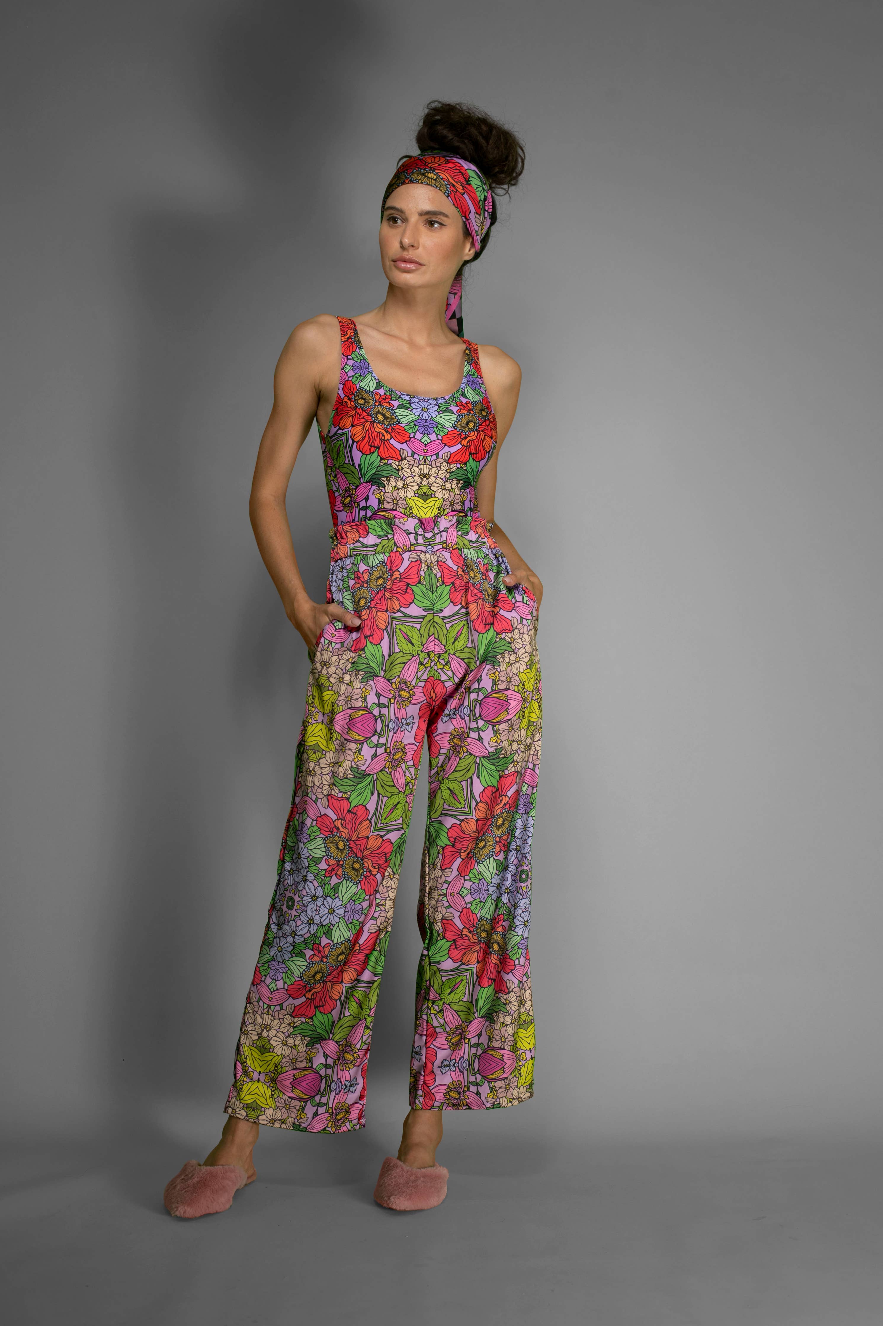 NUVULA RED FLORAL SATIN WIDE-LEG PANTS