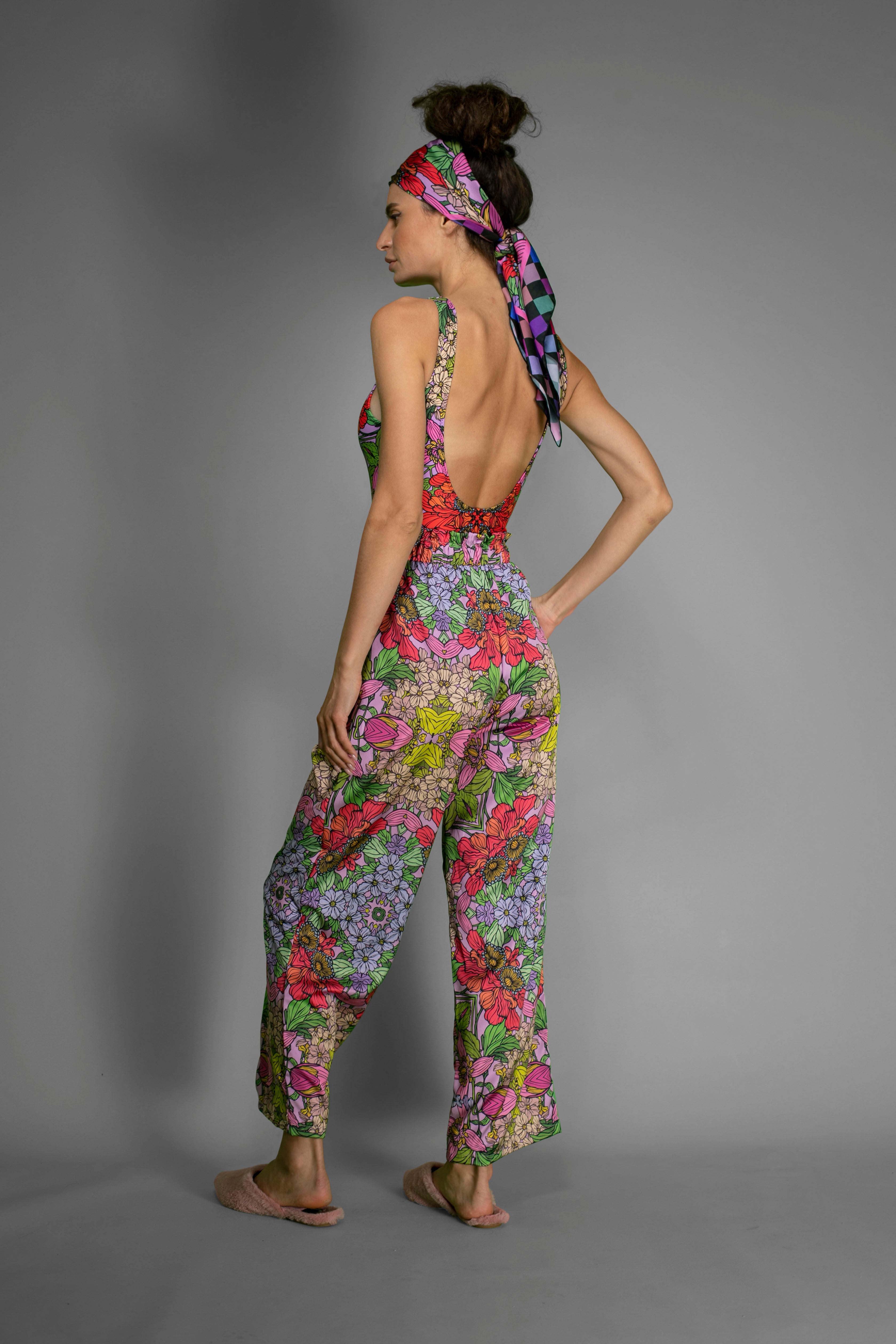 NUVULA RED FLORAL SATIN WIDE-LEG PANTS