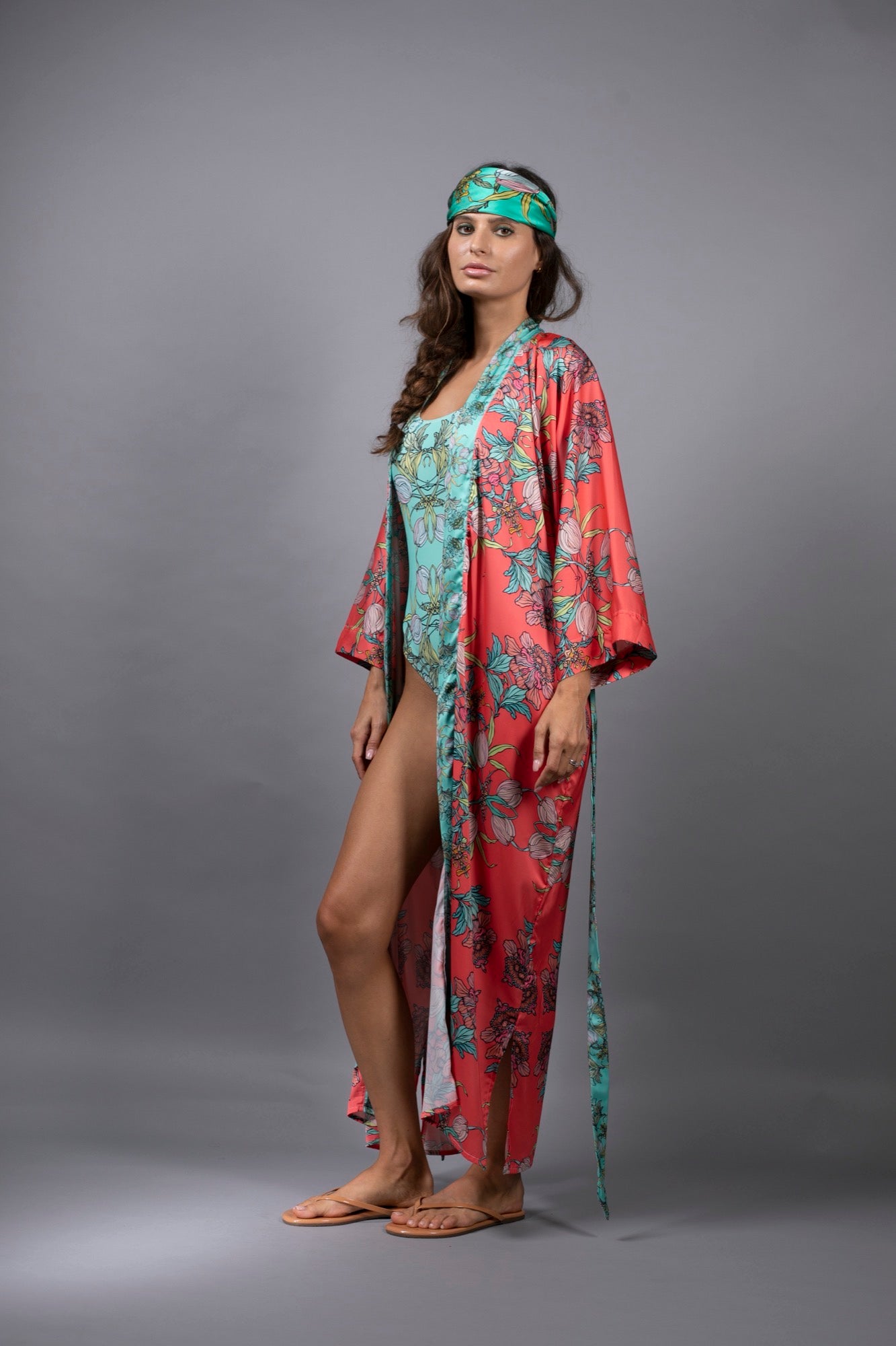 NUVULA CROCUS FLORAL RED AND AQUA SATIN KIMONO ROBE