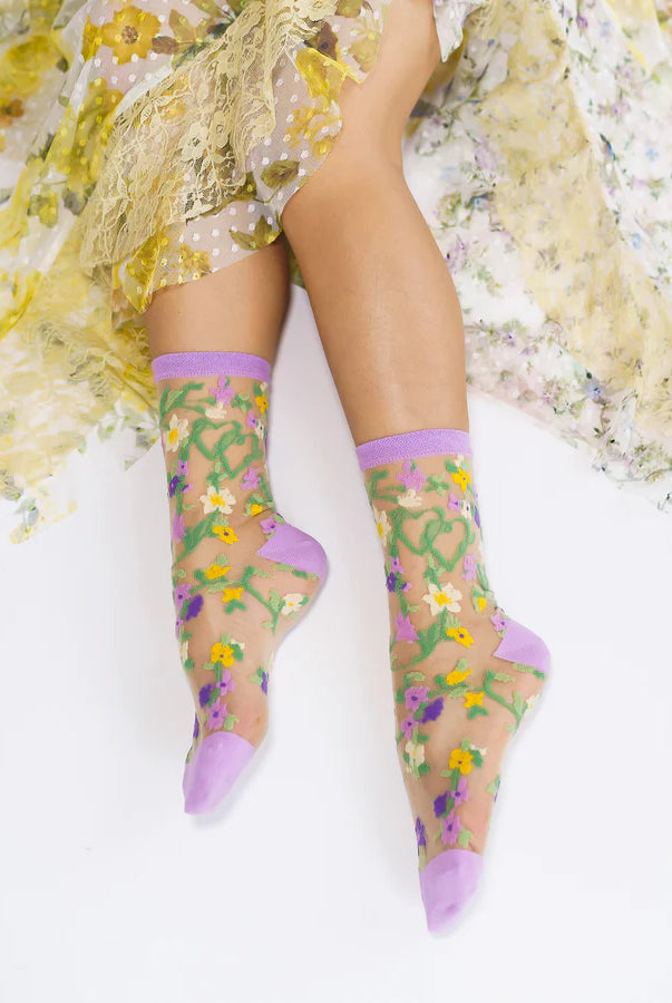 HEART FLORAL SHEER CREW SOCK BY SOCK CANDY