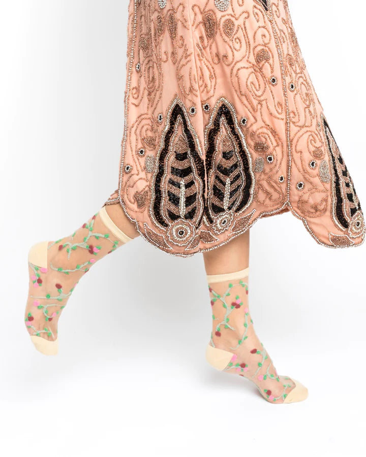 SHEER ROSETTES CREW SOCK BY SOCK CANDY