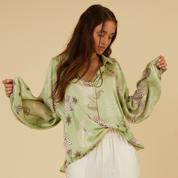 IBIZA BLACK SILKY BLOUSE IN GREEN