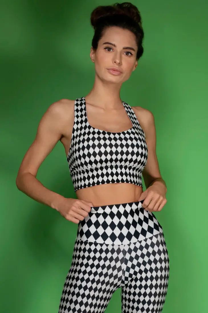 QUEEN BLACK AND WHITE LONGLINE SPORTS BRA