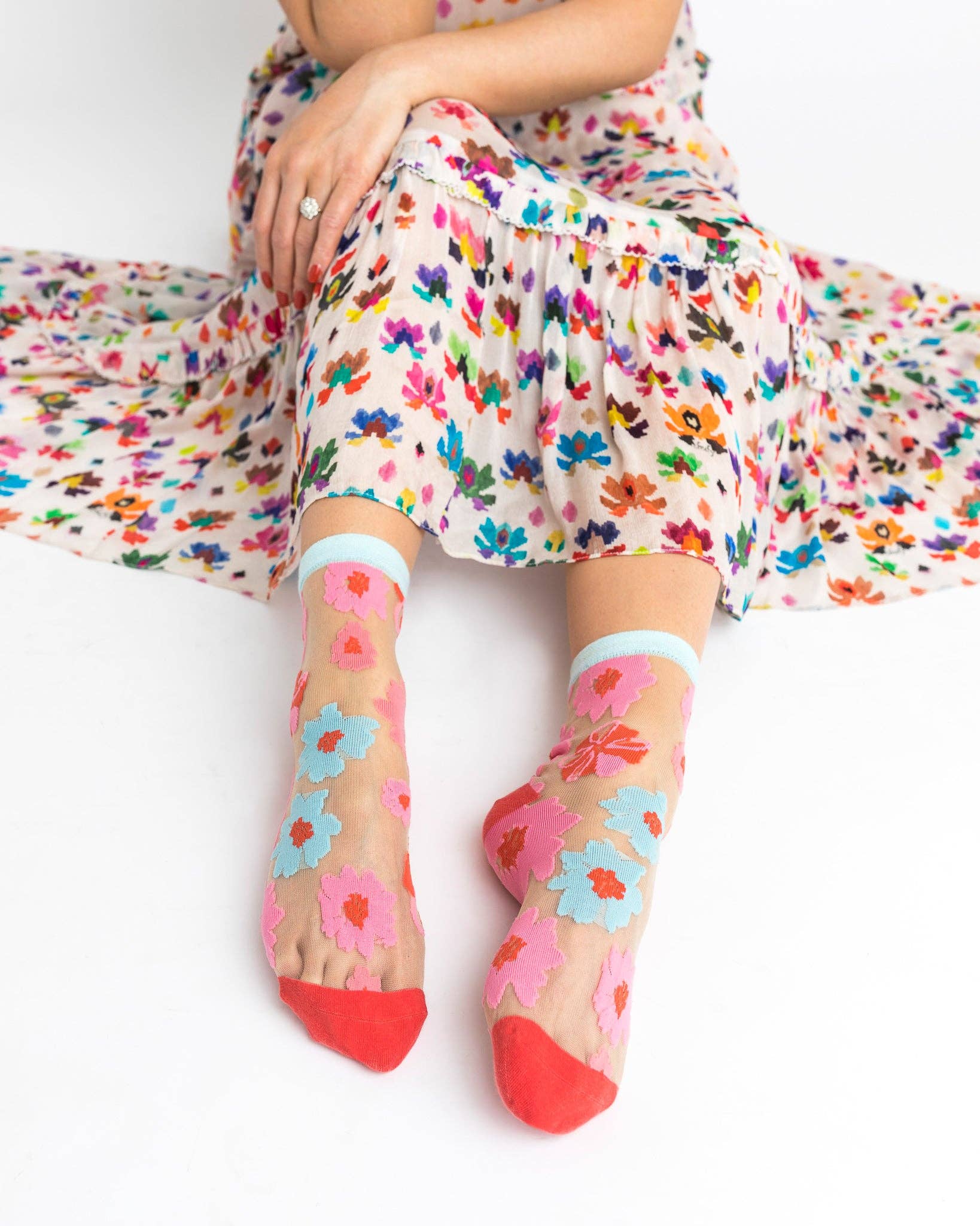RIBBON ROSES SHEER ANKLE SOCK BY SOCK CANDY