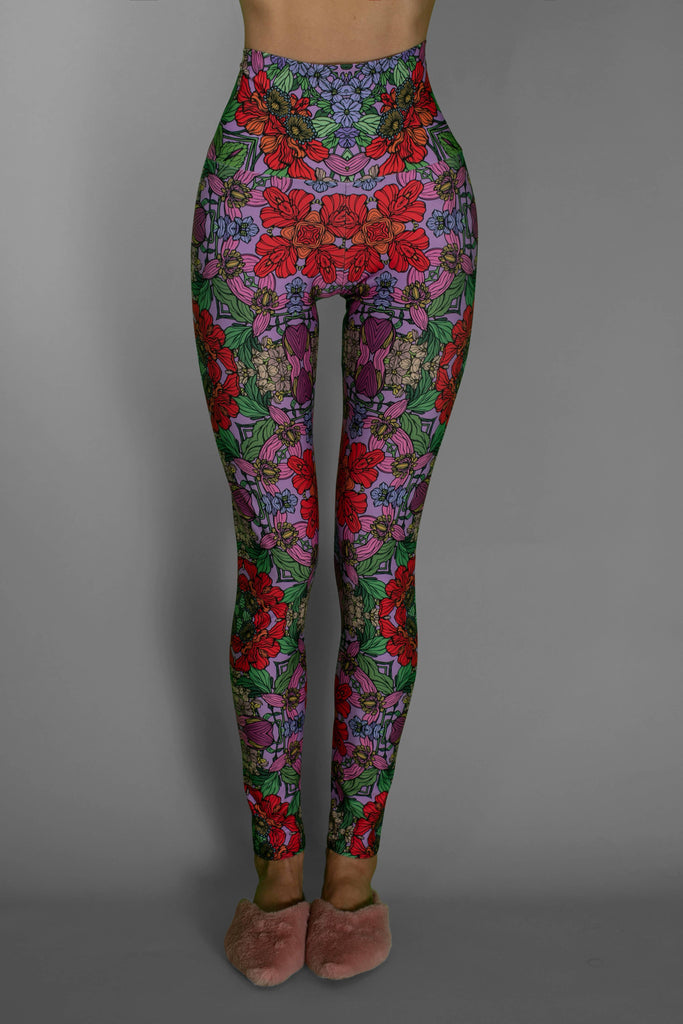 NUVULA MYSTERY RED GARDEN LEGGINGS