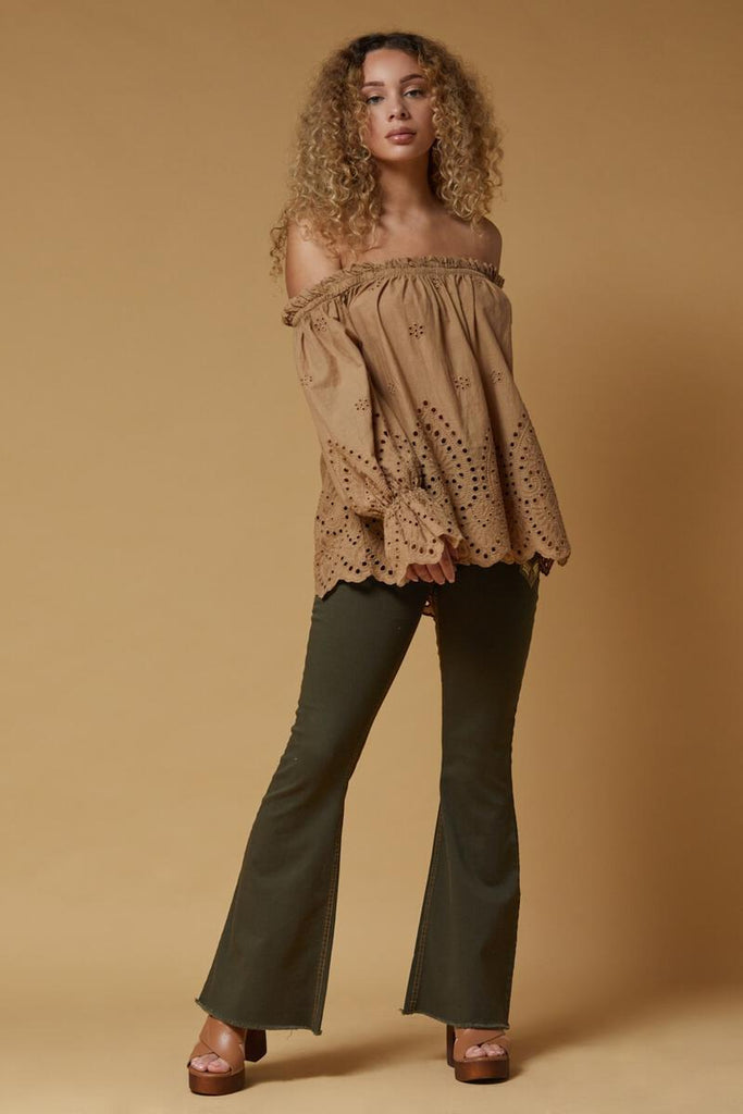 BUTTERCUP TOP BY SCANDAL ITALY IN BEIGE