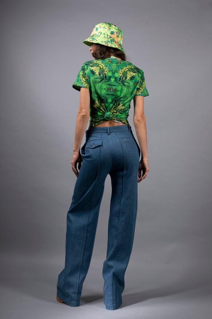 EMERALD GREEN FLORAL T-SHIRT BY NUVULA