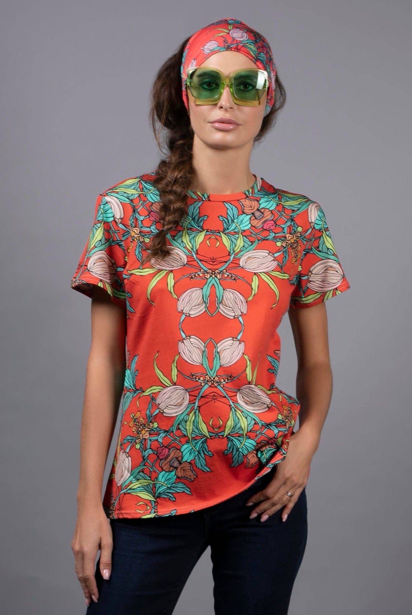 CROCUS RED AND AQUA FLORAL RED T-SHIRT BY NUVULA